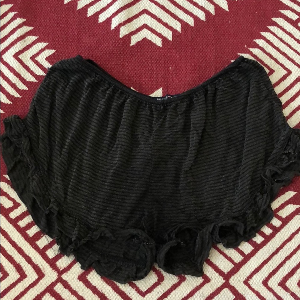 Brandy Melville Ruffle Shorts